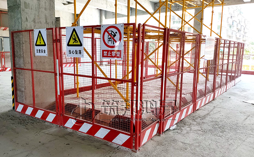 建筑工地塔吊護欄，塔吊基礎護欄